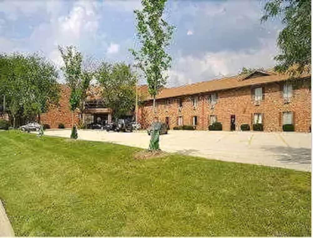 Clarion Pointe Bloomington-Normal Near I-55 And University Extérieur photo