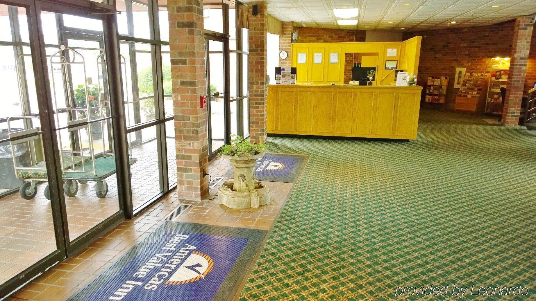 Clarion Pointe Bloomington-Normal Near I-55 And University Extérieur photo
