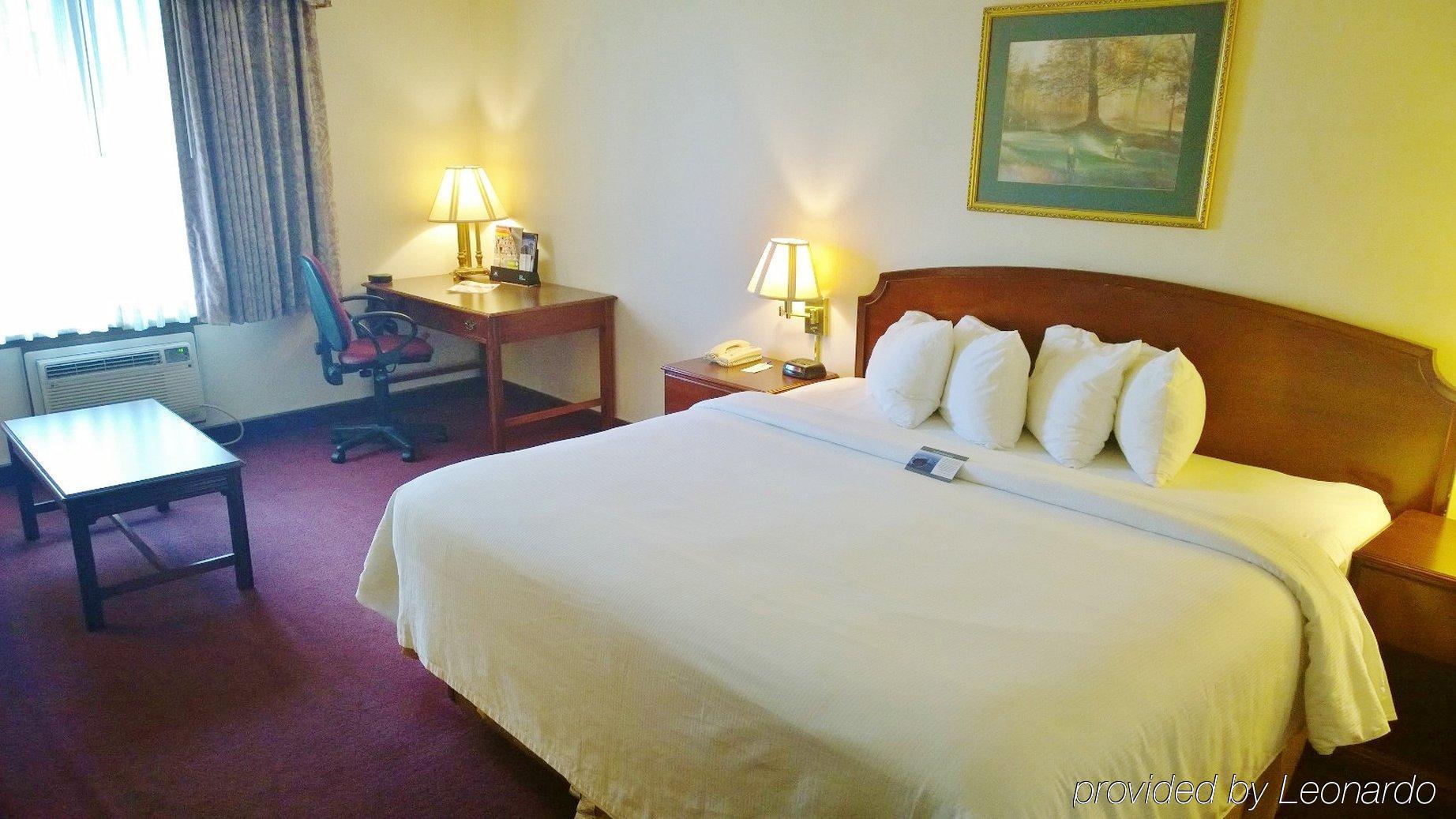 Clarion Pointe Bloomington-Normal Near I-55 And University Extérieur photo