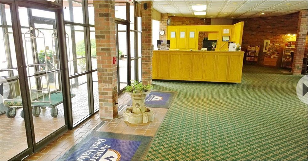 Clarion Pointe Bloomington-Normal Near I-55 And University Extérieur photo